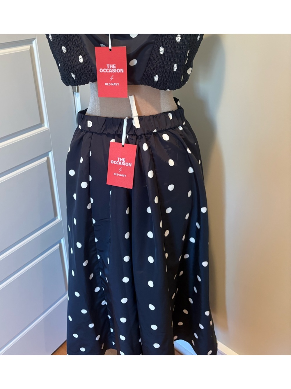 NWT The Occasion by Old Navy Blue & White Polka Dot Taffeta Maxi Skirt MP - Picture 3 of 9